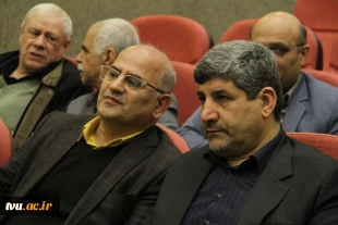 یادبود دکتر عباس صدری 43