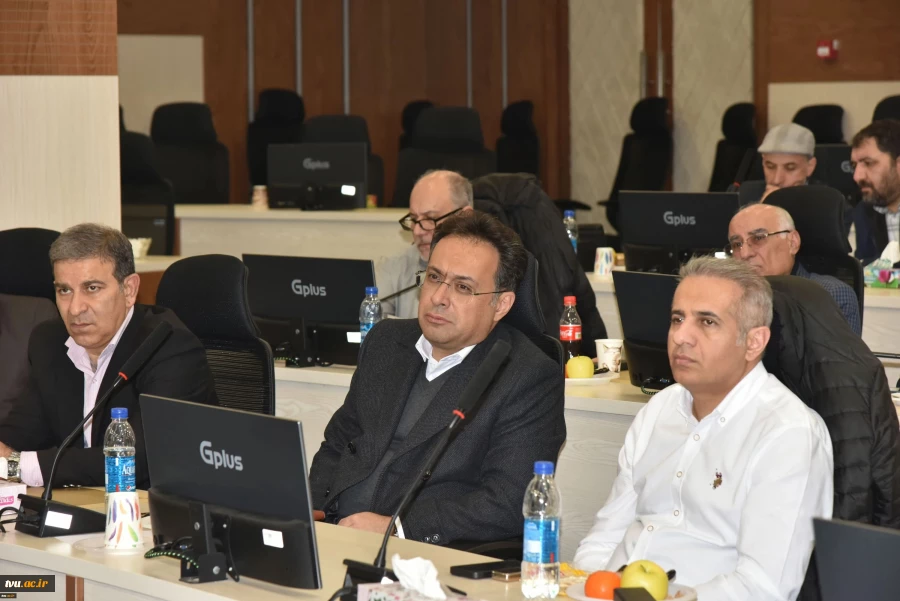 پیمان  مهر و مهارت  

امضای تفاهمنامه بین بنیاد حامیان دانشگاه ملی مهارت و بنیاد حامیان دانشکده مهاجر 2