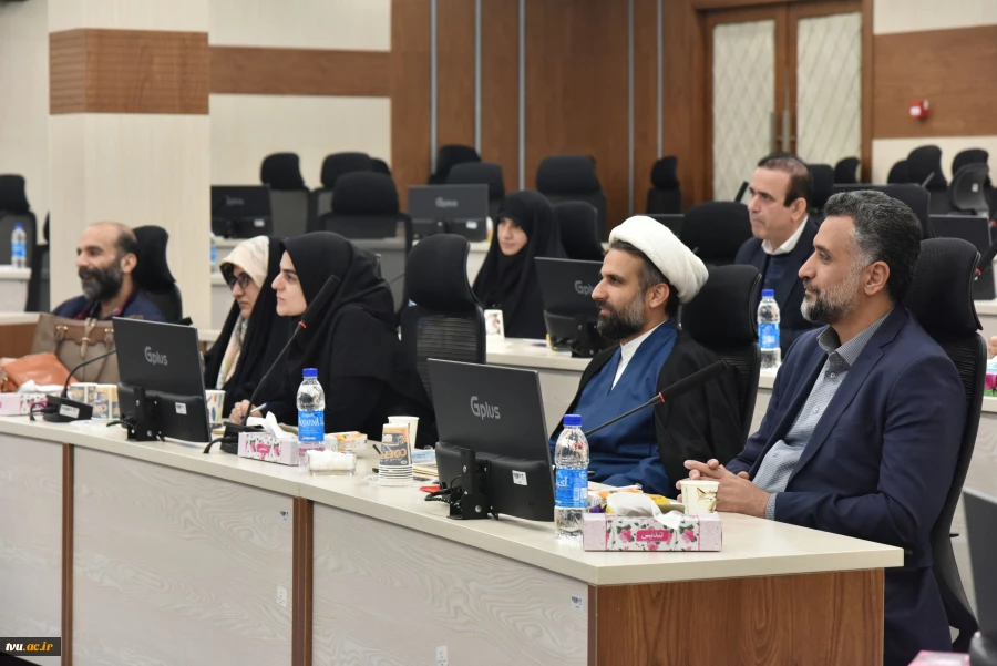 به میزبانی دانشگاه ملی مهارت؛
گام دوم هماهنگی دانشگاه‌ها برای حضور منسجم در سی‌وسومین نمایشگاه بین‌المللی قرآن کریم برگزار شد 9