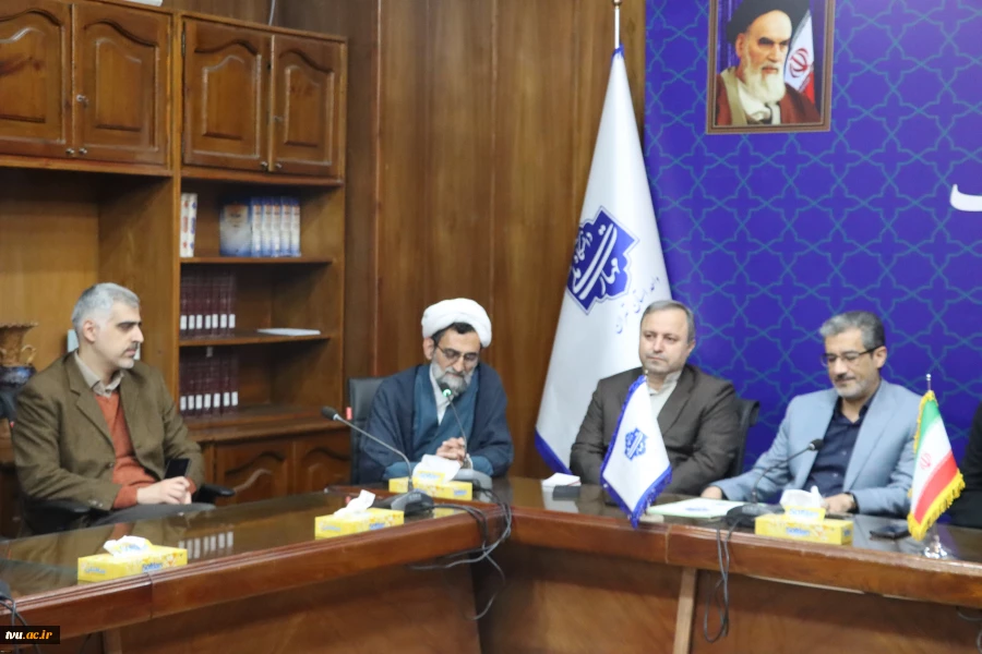 با حضور معاون آموزشی، معاون فرهنگی و دانشجویی و مسئول نهاد مقام معظم رهبری(مدظله) در دانشگاه ملی مهارت کشور؛

 مراسم تکریم و معارفه سرپرست دانشگاه ملی مهارت واحد استانی تهران و دانشکده فنی انقلاب اسلامی برگزار شد
 6