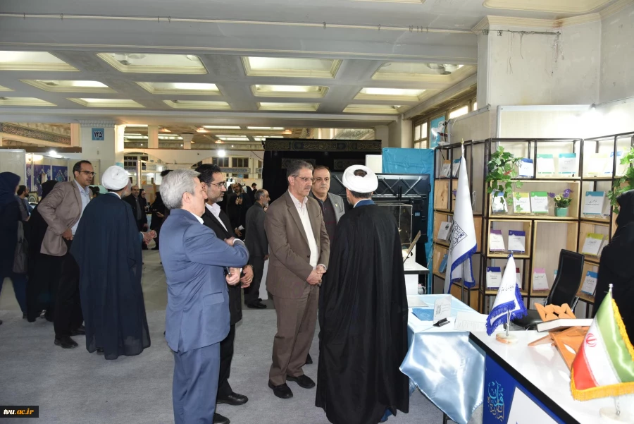 با حضور دکتر زمانی افتتاح شد؛

بخش دانشگاهی سی و سومین نمایشگاه بین‌المللی قرآن کریم با میزبانی دانشگاه ملی مهارت 6