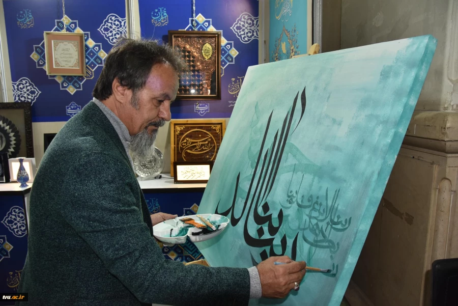 با حضور دکتر زمانی افتتاح شد؛

بخش دانشگاهی سی و سومین نمایشگاه بین‌المللی قرآن کریم با میزبانی دانشگاه ملی مهارت 14