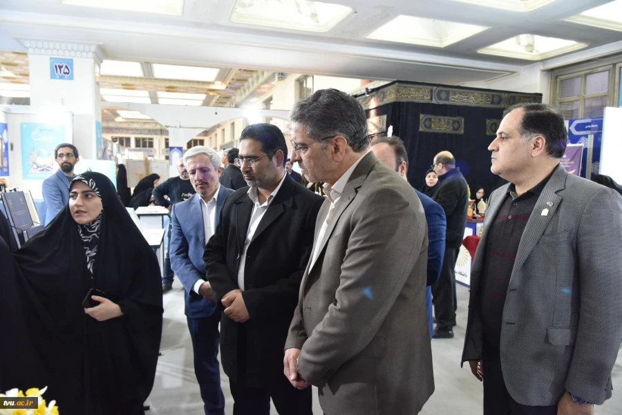 با حضور دکتر زمانی افتتاح شد؛

بخش دانشگاهی سی و سومین نمایشگاه بین‌المللی قرآن کریم با میزبانی دانشگاه ملی مهارت 25