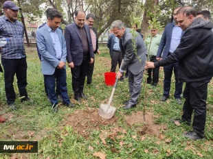 شرکت رئیس دانشگاه ملی مهارت در پویش "نهال امید" در  دانشکده انقلاب اسلامی و کاشت سه اصله نهال مثمر 2
