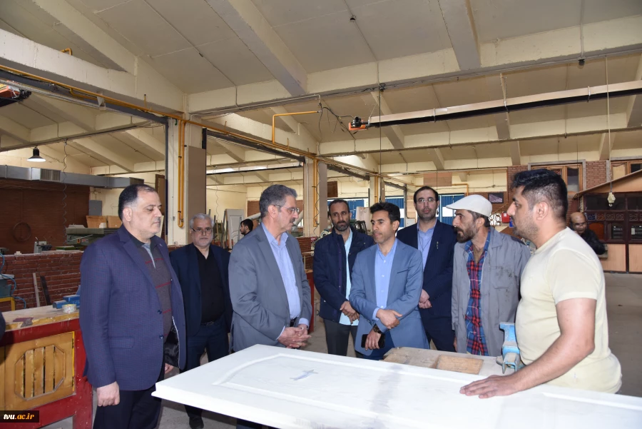 بازدید رئیس دانشگاه ملی مهارت از فعالیت‌های گروه جهادی دانشکده انقلاب اسلامی 4