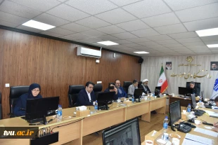 هفتمین جلسه شورای دانشگاه با حضور هیئت رئیسه و اعضای شورا برگزار شد 4