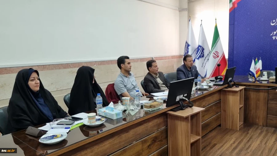 بازدید مشاوران رئیس دانشگاه به همراه آقای خالدی مدیر کل دفتر برنامه، بودجه، تحول اداری و بهره‌وری دانشگاه از دانشکده شهید شمسی پور 3