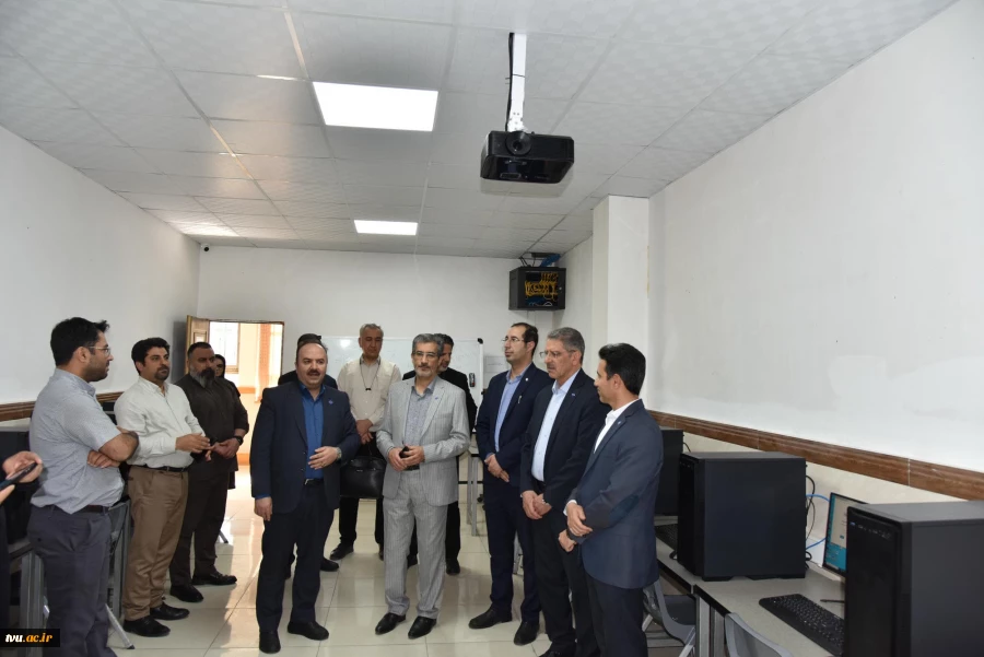 برگزاری جشنواره سرآمدی آموزش دانشگاه ملی مهارت با حضور معاون آموزشی وزارت علوم 45
