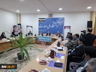 دکتر زمانی در آیین تجلیل از سرآمدان آموزشی: 

سرآمدی آموزشی در دانشگاه ملی مهارت یعنی تبدیل دانش به مهارت و مهارت به اشتغال 9