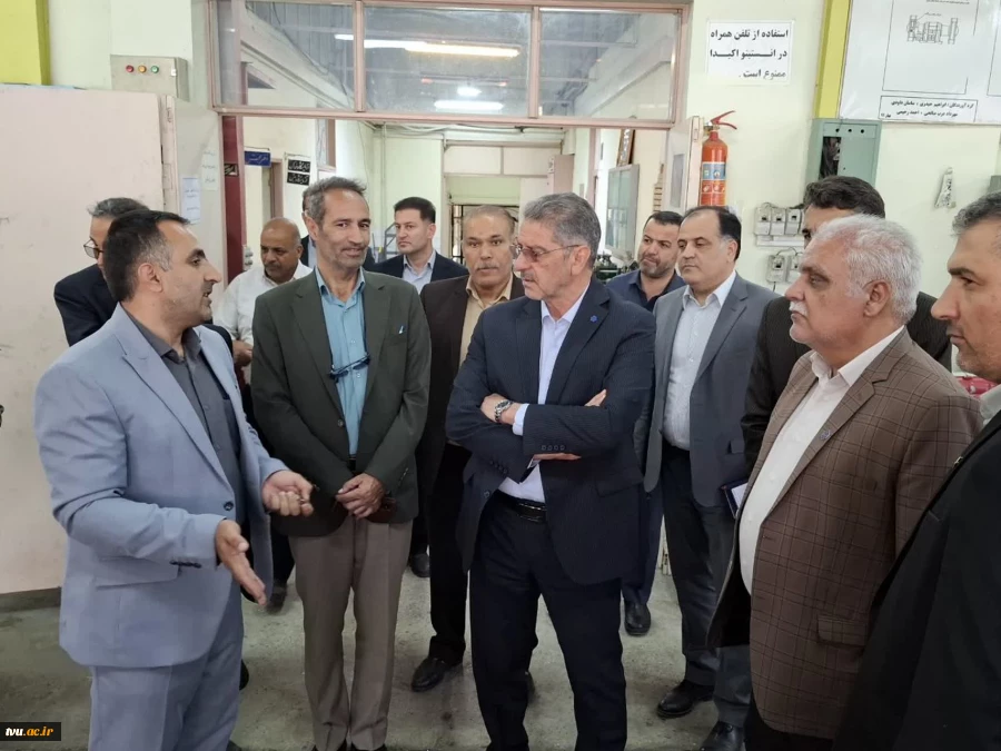 در جریان سفر رئیس دانشگاه ملی مهارت به استان چهارمحال و بختیاری صورت گرفت:

بازدید از مراکز آموزشی استان/ جلسه با کارکنان غیرهیئت علمی/ جلسه با هیئت رئیسه استان 8
