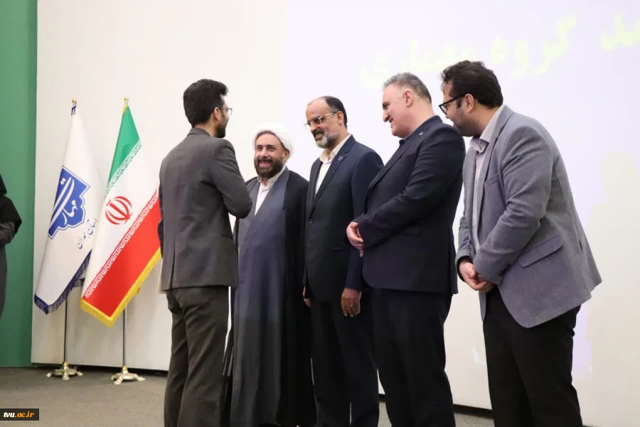 تجلیل از اساتید سرآمد دانشگاه ملی مهارت واحد استانی همدان 5