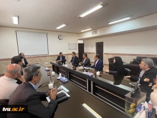 با حضور دکتر جعفری کرمانی‌پور، معاون فرهنگی و دانشجویی: 

آیین تجلیل از سرآمدان دانشگاه ملی مهارت واحد استانی یزد برگزار شد. 12