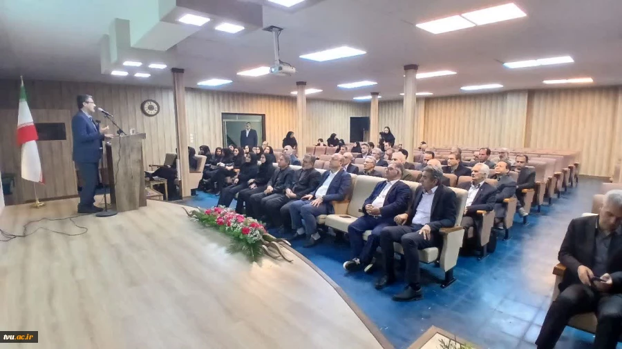 با حضور معاون آموزشی دانشگاه ملی مهارت برگزار شد؛

تجلیل از سرآمدان آموزشی دانشگاه ملی مهارت واحد استانی آذربایجان شرقی 2