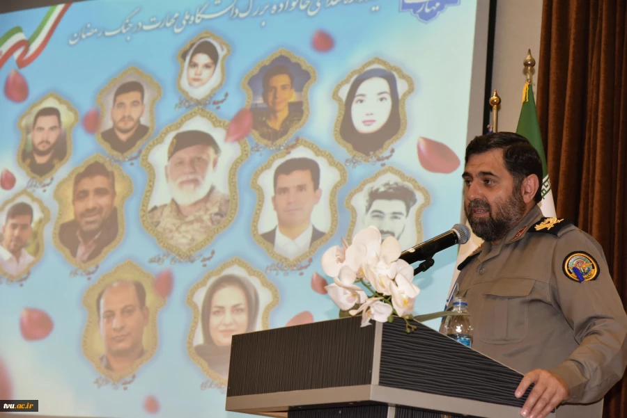 در یادواره شهدای خانواده بزرگ دانشگاه ملی مهارت در جنگ رمضان تأکید شد؛

لزوم بازخوانی سیره شهدا و ثبت میراث ماندگار دفاع مقدس در دانشگاه‌ها 21