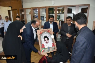 در یادواره شهدای خانواده بزرگ دانشگاه ملی مهارت در جنگ رمضان تأکید شد؛

لزوم بازخوانی سیره شهدا و ثبت میراث ماندگار دفاع مقدس در دانشگاه‌ها 48