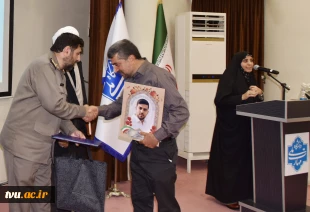 در یادواره شهدای خانواده بزرگ دانشگاه ملی مهارت در جنگ رمضان تأکید شد؛

لزوم بازخوانی سیره شهدا و ثبت میراث ماندگار دفاع مقدس در دانشگاه‌ها 52
