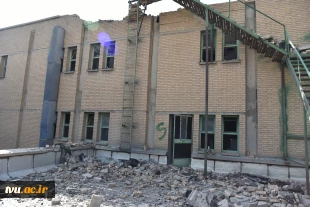بازدید رئیس دانشگاه ملی مهارت و مدیران ستادی از فضاهای آسیب‌دیده جنگ سوم تحمیلی دانشکده ملی مهارت ولیعصر(عج) 12