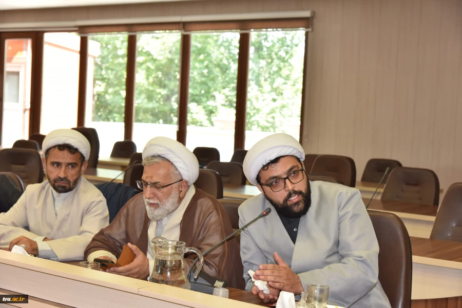 اولین نشست مسئولین دفاتر نهاد نمایندگی مقام معظم رهبری در واحدهای استانی دانشگاه ملی مهارت 22