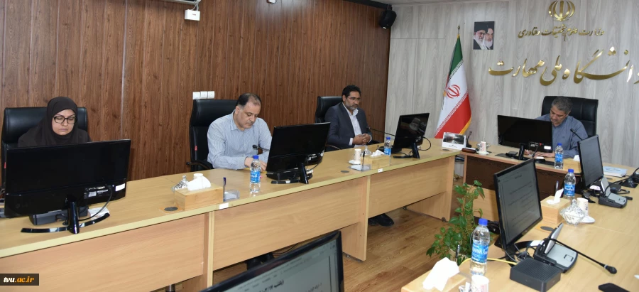 برگزاری دومین جلسه شورای تخصصی فرهنگی و اجتماعی دانشگاه ملی مهارت با تأکید ریاست دانشگاه بر رعایت دقیق ضوابط مالی و قانون‌مداری  3