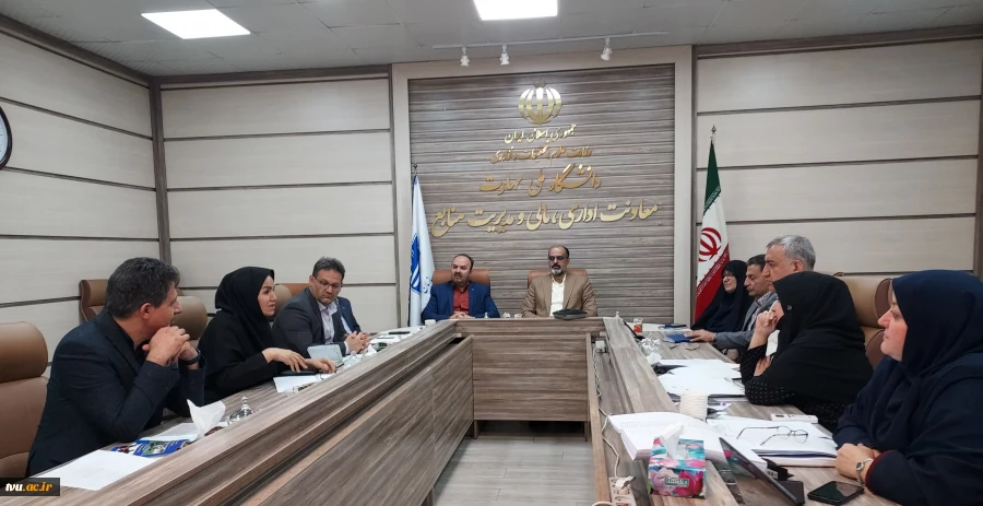 نشست تخصصی بازنگری در ساختار معاونت پژوهش و فناوری دانشگاه با هدف ارتقای کارآمدی سازمانی برگزار شد 6