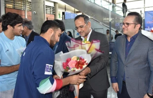 استقبال مدیرکل تربیت بدنی دانشگاه ملی مهارت از مدال‌آوران کاروان «میناب ۱۶۸» در بازگشت از مسابقات جهانی ورزش‌های مبارزه‌ای دانشجویان 3