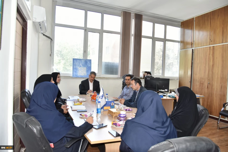 رئیس دانشگاه ملی مهارت در نشست‌های تخصصی با مدیران کل ستادی، روند اجرای برنامه‌ها و مأموریت‌های دانشگاه را بررسی کرد 3