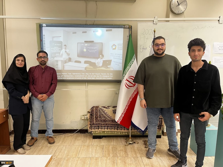 درخشش نخبگان ایرانی در مسابقات جهانی؛

تیم دانشکده ملی مهارت شهید مهاجر اصفهان قهرمان مسابقات امنیت سایبری بریکس ۲۰۲۶ شد 3