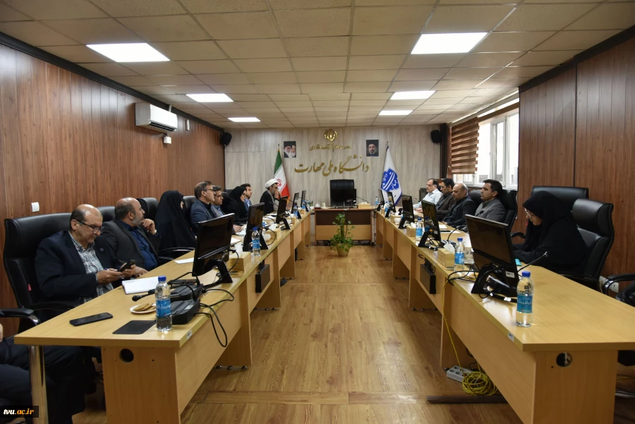 برگزاری سومین نشست ستاد هماهنگی آیین وداع و تشییع رهبر شهید در دانشگاه ملی مهارت 6