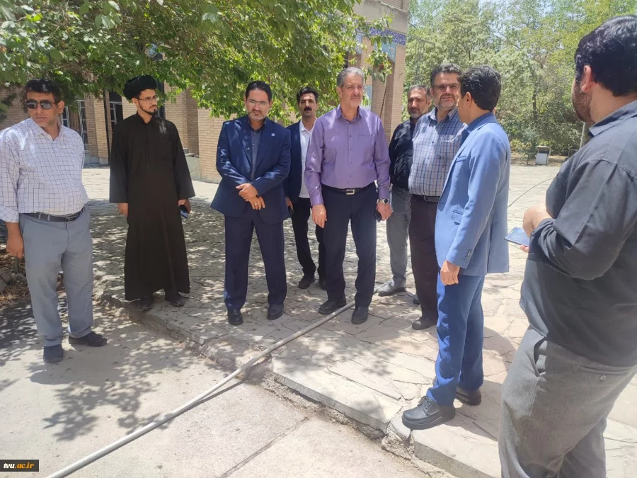 بازدید میدانی دکتر زمانی از روند آماده‌سازی مراکز جهت میزبانی از زائران مراسم وداع و تشییع آقای شهید 4