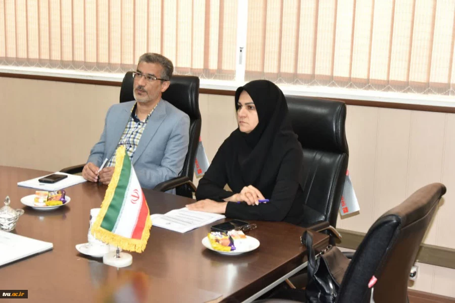 بررسی پیاده سازی طرح مرکز توسعه و تعالی آموزش (EDEC) دانشگاه در بیست و چهارمین جلسه شورای مدیران آموزشی با حضور دستیار معاون آموزشی وزارت عتف 2