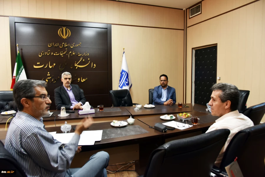 گام بلند دانشگاه ملی مهارت برای استقرار نظام شایستگی؛ بازنگری در آیین‌نامه‌های ترفیع و ارتقای اعضای هیئت علمی 4