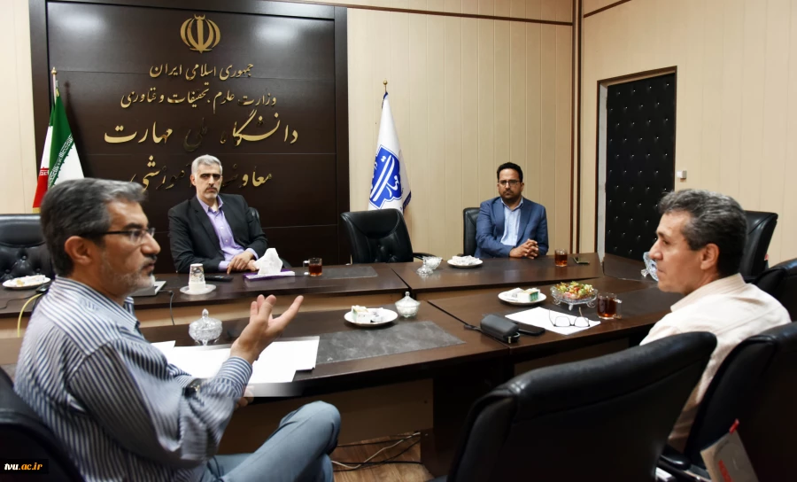 گام بلند دانشگاه ملی مهارت برای استقرار نظام شایستگی؛ بازنگری در آیین‌نامه‌های ترفیع و ارتقای اعضای هیئت علمی 4