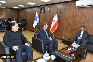 دیدار و گفت‌وگوی دکتر زمانی، رئیس دانشگاه ملی مهارت و دکتر فخر موسوی، مدیرکل حوزه ریاست، روابط عمومی و هماهنگی امور مجلس و استان‌ها با آقای دکتر فتح اله توسلی نماینده مردم شریف شهرستان‌های بهار و کبودرآهنگ عضوکمیسیون اقتصادی در مجلس شورای اسلامی