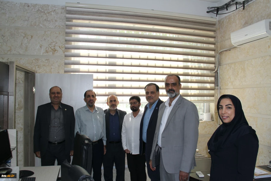 دیدار صمیمانه مدیران دانشگاه ملی مهارت با کارکنان سازمان مرکزی به مناسبت روز کارمند 6