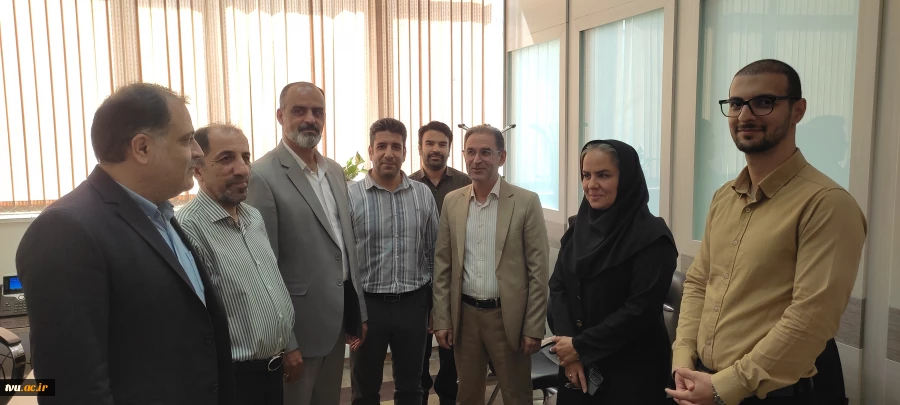 دیدار صمیمانه مدیران دانشگاه ملی مهارت با کارکنان سازمان مرکزی به مناسبت روز کارمند 18