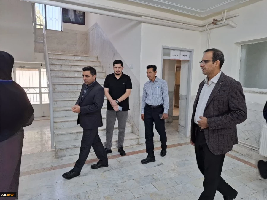 بازدید سرپرست اداره کل فرهنگی و اجتماعی از روند آماده‌سازی سی‌وسومین جشنواره قرآن و عترت 9