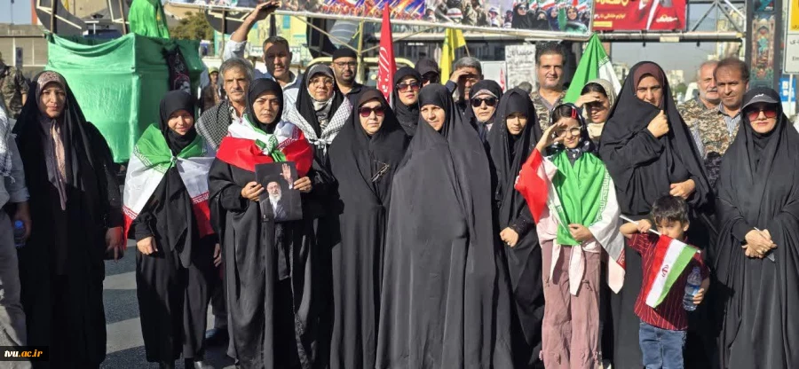 حضور پرشور دانشگاهیان دانشگاه ملی مهارت در رزمایش ۳۱۳ هزار نفری جان فدایان تهران 18