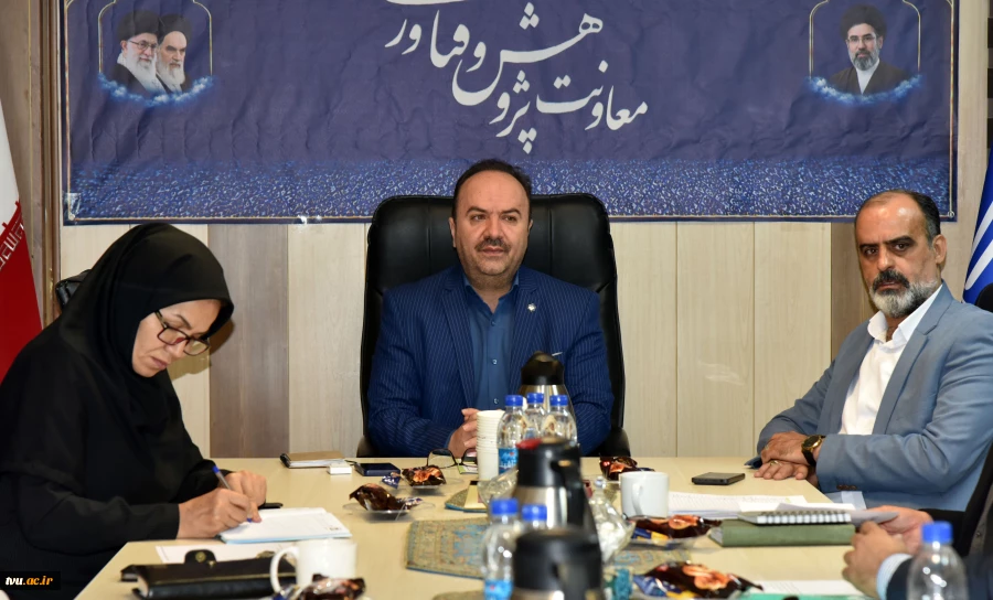 دوازدهمین جلسه شورای پژوهش‌ و فناوری دانشگاه ملی مهارت با حضور اعضا برگزار شد  3