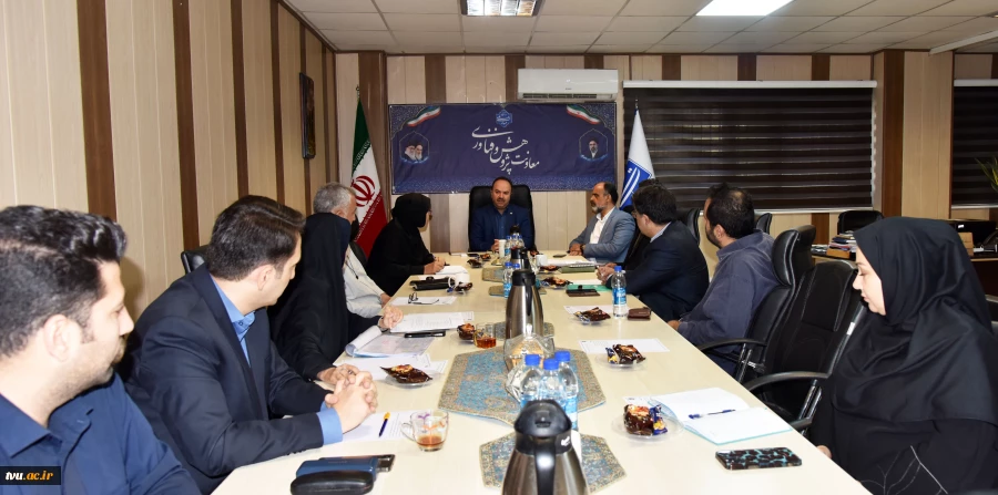 دوازدهمین جلسه شورای پژوهش‌ و فناوری دانشگاه ملی مهارت با حضور اعضا برگزار شد  5