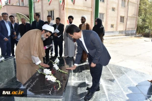 با حضور سرپرست دانشگاه ملی مهارت صورت گرفت؛
آیین اهتزاز پرچم جمهوری اسلامی ایران و طنین سرود ملی در آغاز سال تحصیلی جدید در دانشکده ملی مهارت انقلاب اسلامی تهران 3