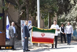 با حضور سرپرست دانشگاه ملی مهارت صورت گرفت؛
آیین اهتزاز پرچم جمهوری اسلامی ایران و طنین سرود ملی در آغاز سال تحصیلی جدید در دانشکده ملی مهارت انقلاب اسلامی تهران 13
