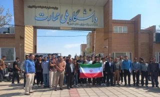 اهتزاز پرچم جمهوری اسلامی ایران و طنین سرود ملی در آغاز سال تحصیلی با حضور سرپرست دفتر امور فرهنگی و اجتماعی دانشگاه ملی مهارت در آموزشکده پسران سبزوار