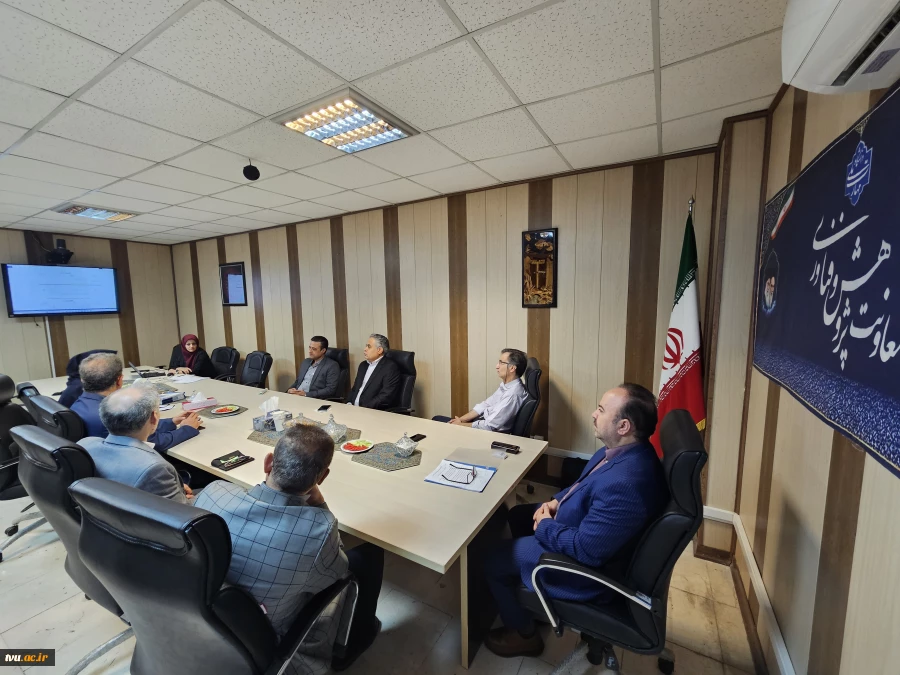 پنجمین جلسه میز غربال آثار ارسالی به سامانه کتب و منابع علمی دانشگاه ملی مهارت برگزار شد 3