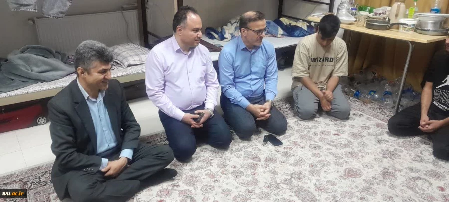 با حضور مدیرکل دفتر مرکزی حراست دانشگاه صورت گرفت؛

 برگزاری آیین تودیع و معارفه مسئول حراست واحد استانی گلستان 2