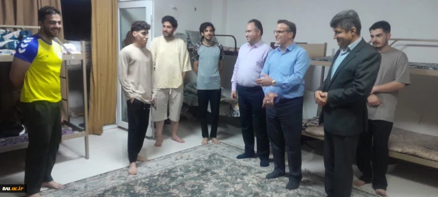 با حضور مدیرکل دفتر مرکزی حراست دانشگاه صورت گرفت؛

 برگزاری آیین تودیع و معارفه مسئول حراست واحد استانی گلستان 3