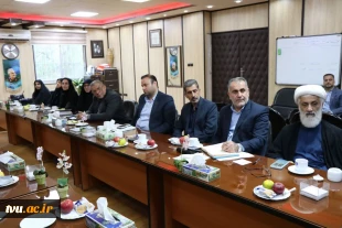 با حضور مدیرکل دفتر مرکزی حراست دانشگاه در واحد استانی گلستان صورت گرفت؛

 برگزاری آیین تودیع و معارفه مسئول حراست واحد استانی/ حضور در جلسه شورای اداری/ بازدید از فضاهای آموزشی و رفاهی 5
